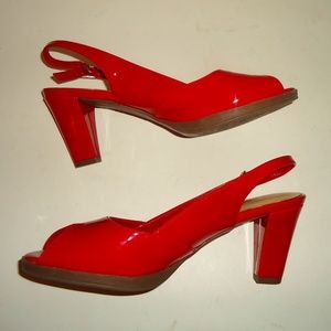 Bella-Vita Women's Varnishing Red Sandals Heel Size-8.5